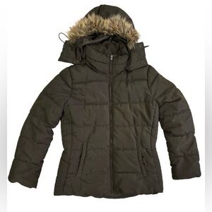 Old Navy Women's Puffr Jkt w Faux Fur Hood - Olive SZ M Gorpcore  preppy